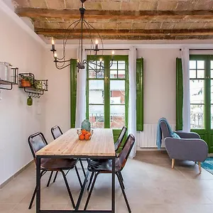 https://stay-u-nique-apartments-fira-bcn.catalonia-hotels.com